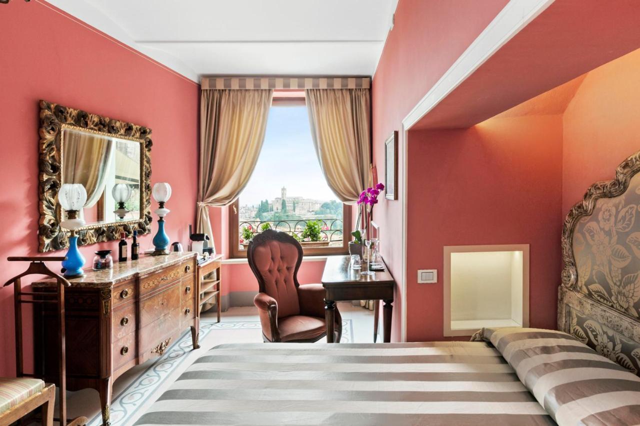 Residenza D'Epoca Palazzo Borghesi Bed & Breakfast เซียนา ภายนอก รูปภาพ