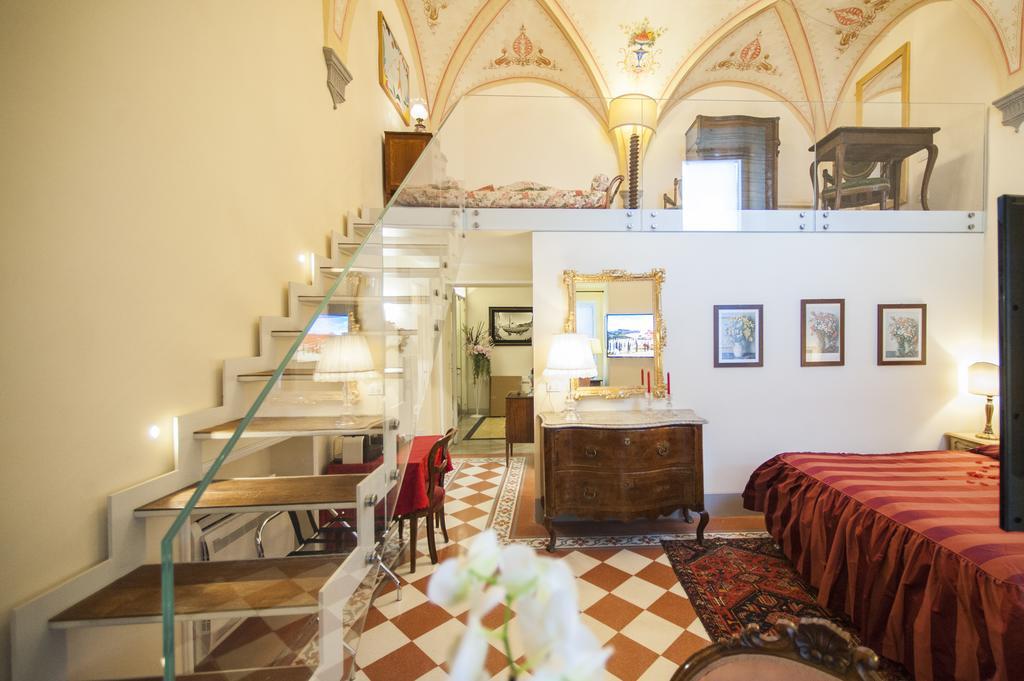 Residenza D'Epoca Palazzo Borghesi Bed & Breakfast เซียนา ภายนอก รูปภาพ