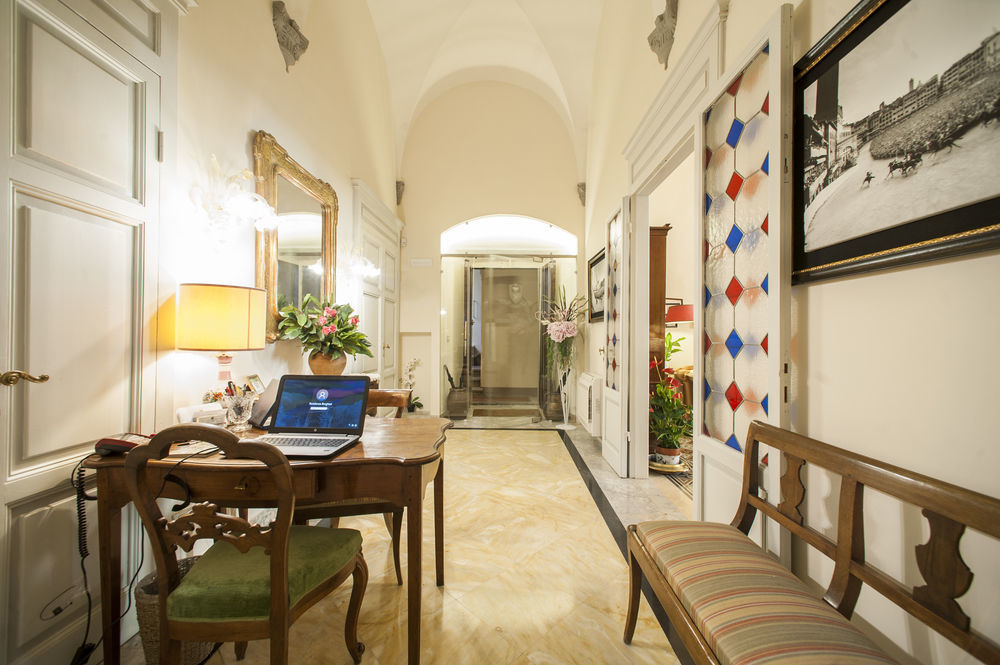 Residenza D'Epoca Palazzo Borghesi Bed & Breakfast เซียนา ภายนอก รูปภาพ